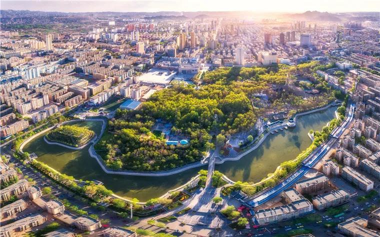 金鱼公园俯瞰.图片来源:王生晖 摄
